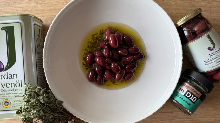 Basti’s marinierte Oliven – Griechischer Genuss mit Twist