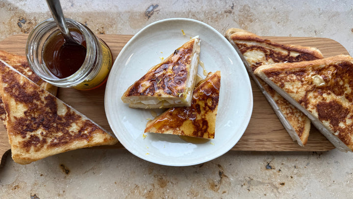 Armer Ritter mit unserem Feta, Jordan-Honig & Zitronenzeste