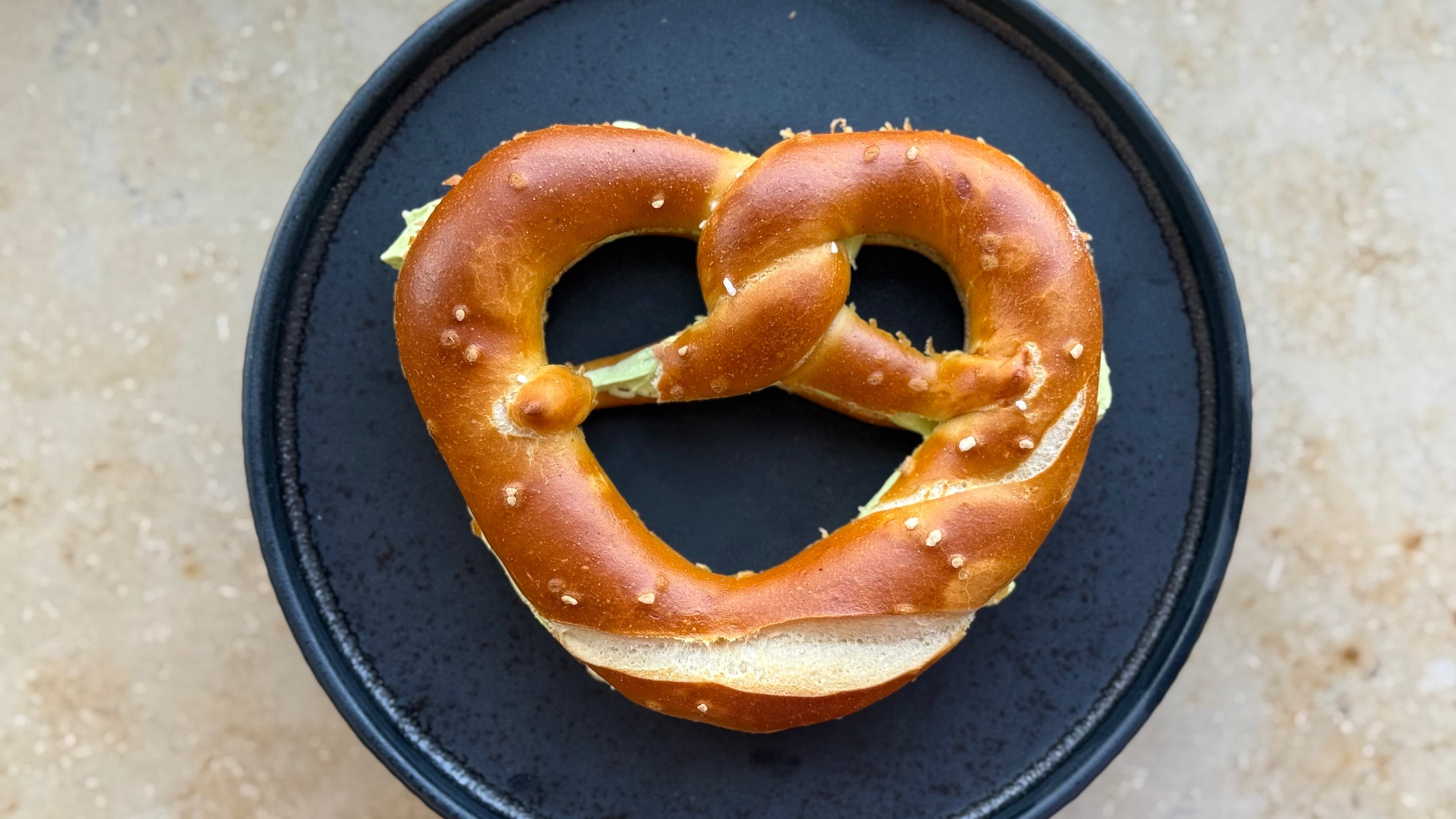🥨 Das Brezel-Upgrade: Aufgeschlagene Schnittlauch-Olivenöl-Butter