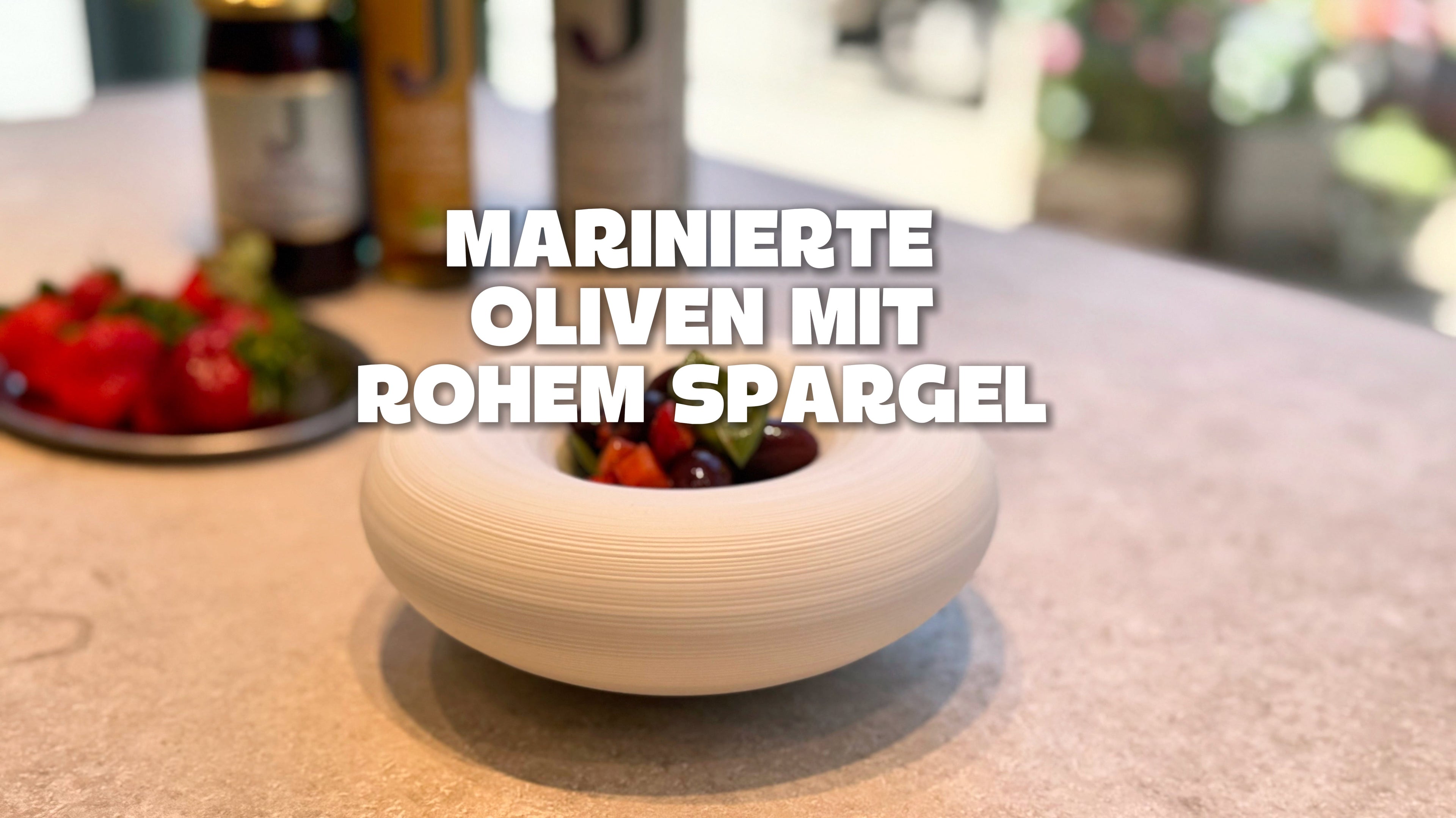 🫒 Marinierte Oliven mit rohem weißem Spargel