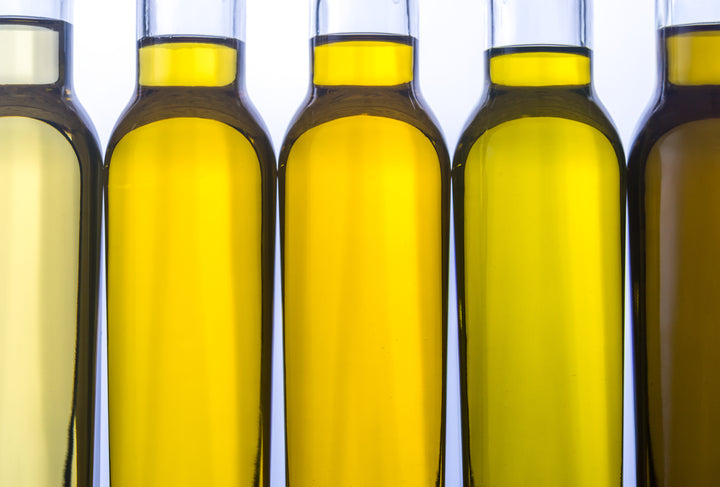 Die Farbe des Olivenöls: Was Sie darüber wissen sollten
