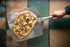 In Pizza we crust - Buch - von Hubertus Tzschirner & Daniel Esswein